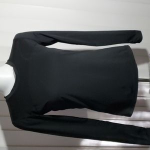 YUERLIAN Youth Black Sport Breathable Long-sleeved Thumb-hole Tee. EUC-Sz S.